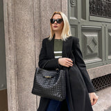Vivienne | Υφασμένη Oversized Classica Τσάντα